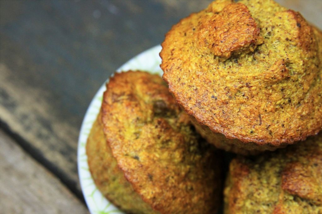 BOLO DE BANANA FÁCIL SEM GLÚTEN E SEM LACTOSE
