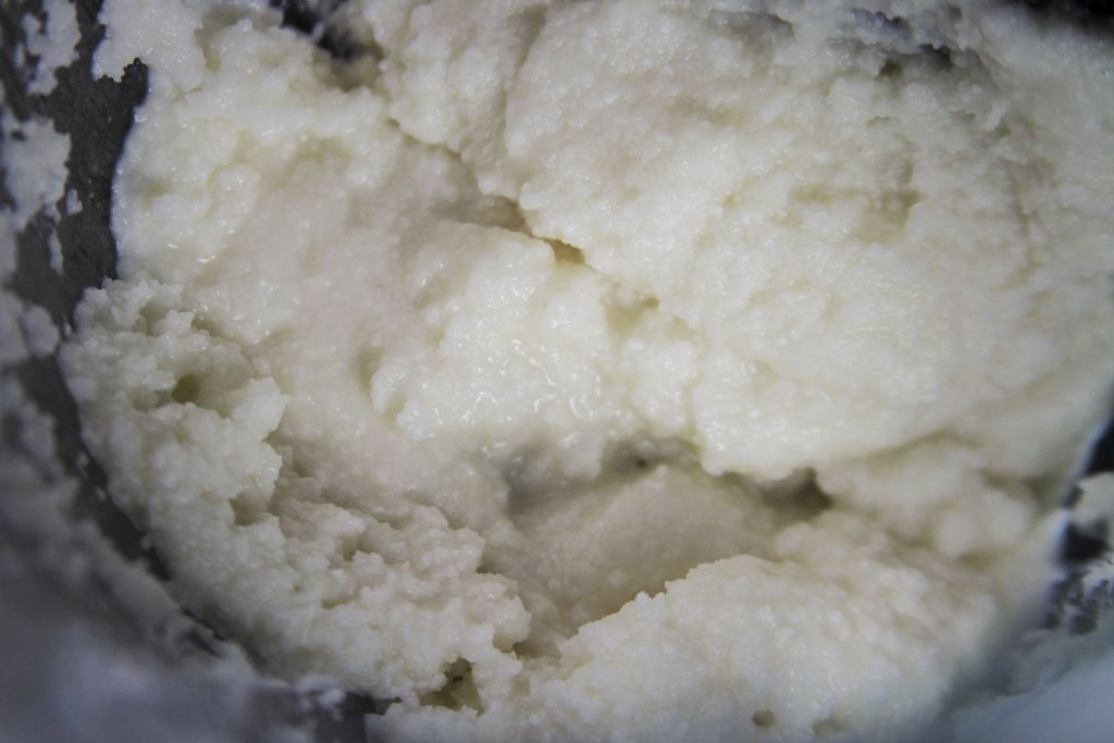 manteiga-de-coco-deliciosa-feita-em-casa-amor-pela-comida