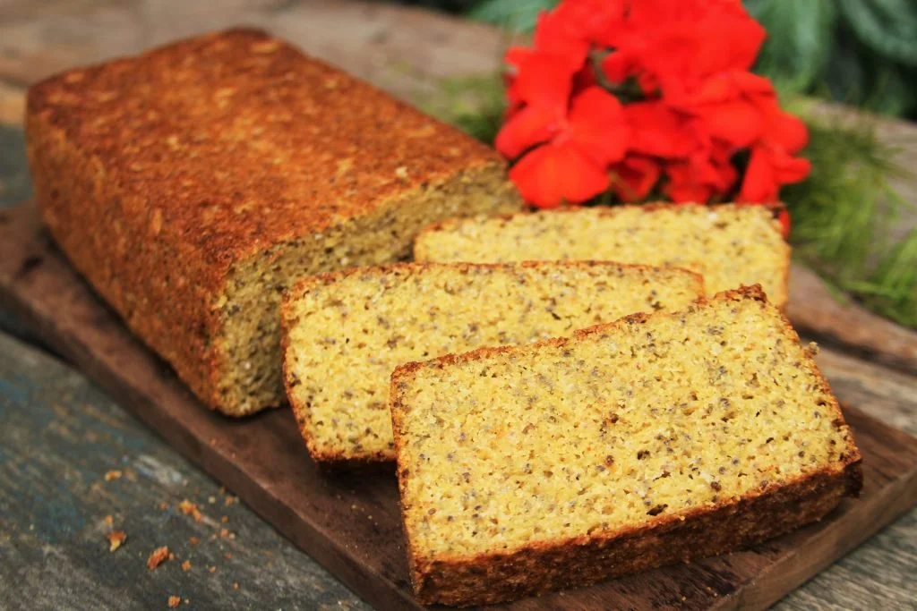 PÃO DE MILHO FÁCIL DE LIQUIDIFICADOR SEM GLÚTEN E SEM LACTOSE