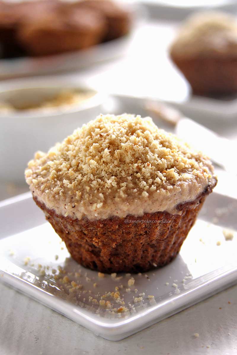 Receita de Bolo de leite condensado sem açúcar e sem dar trabalho