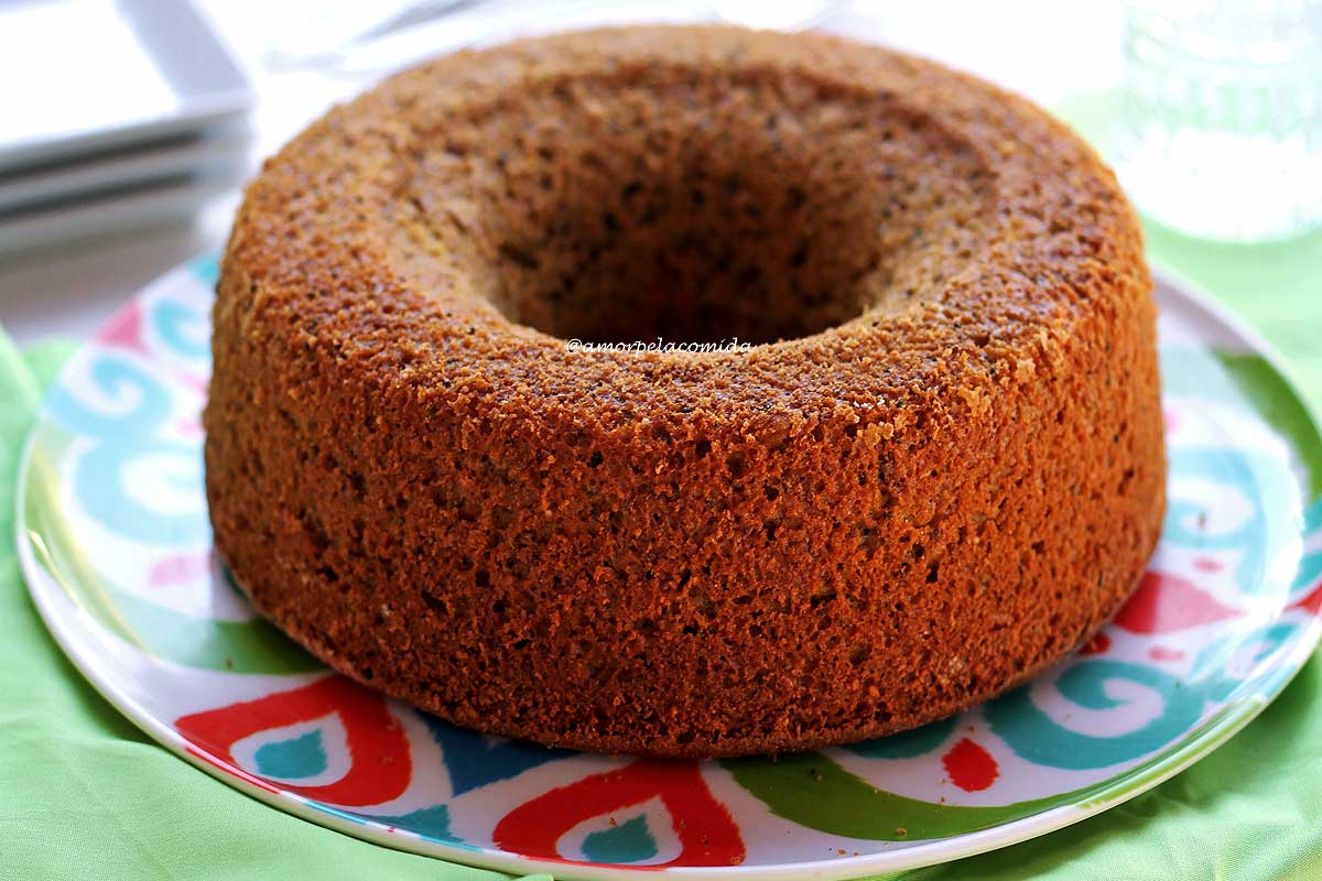 RECEITA SIMPLES: Aprenda como fazer bolo de limão sem trigo e leite