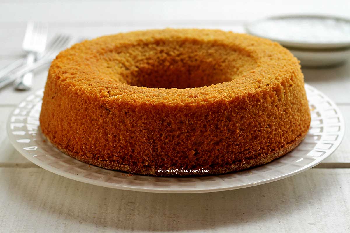 Bolo de Fubá Vegano Fofinho - Receita