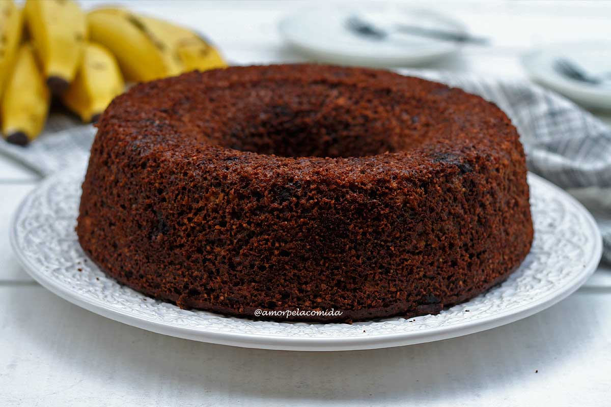 Como fazer bolo de banana com chocolate saudável