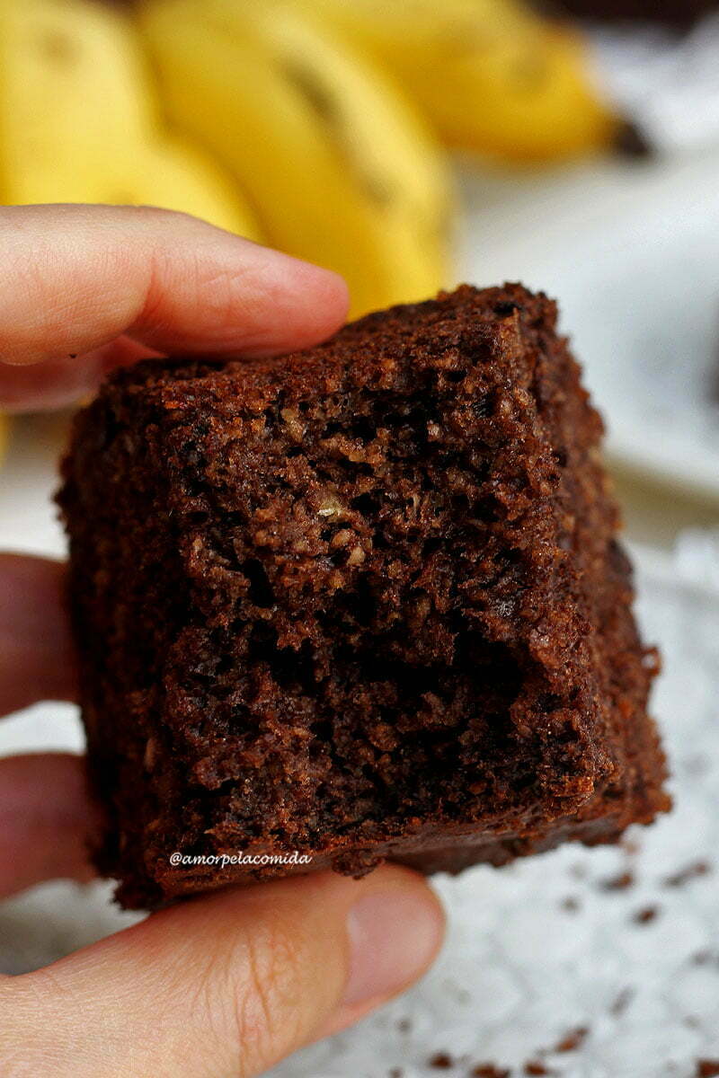 Bolo de Banana com Aveia e Castanhas - Receita Toda Hora