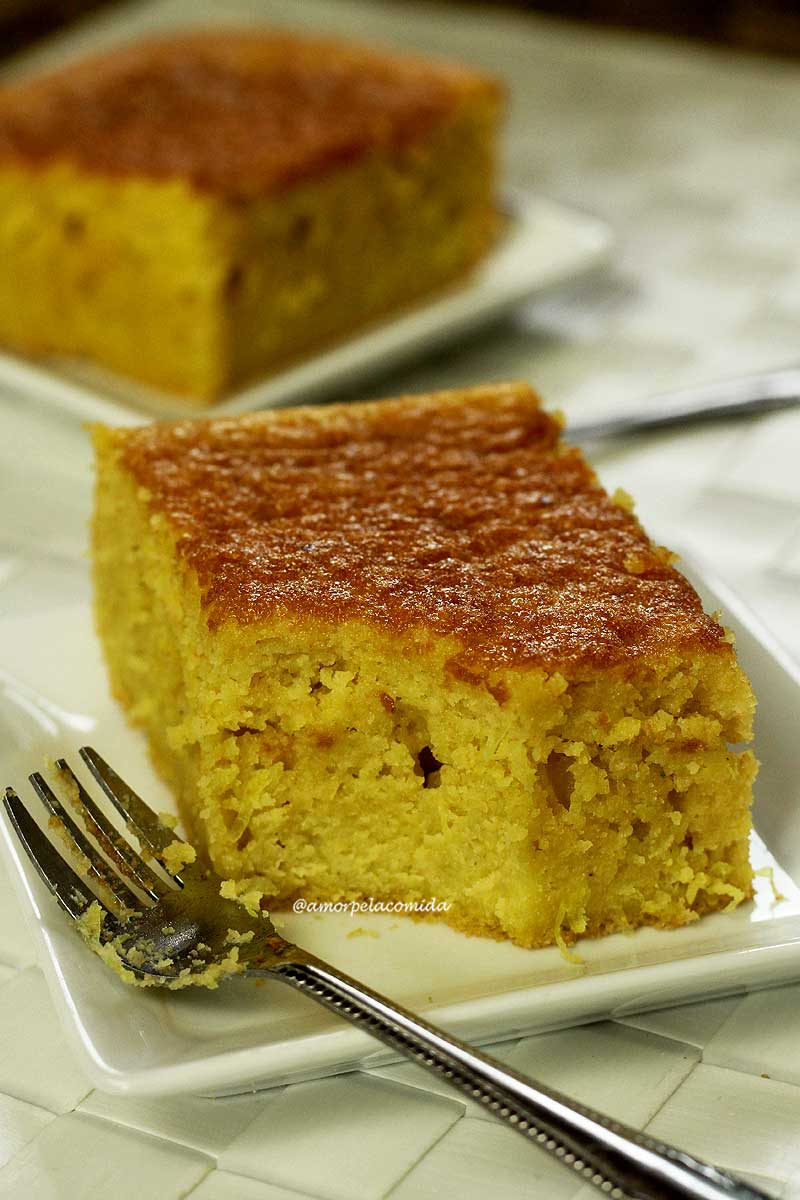 BOLO DE MILHO DE LATA DE LIQUIDIFICADOR FOFINHO SEM FARINHA SEM LEITE -  Receitas saudáveis com a Chef Susan Martha