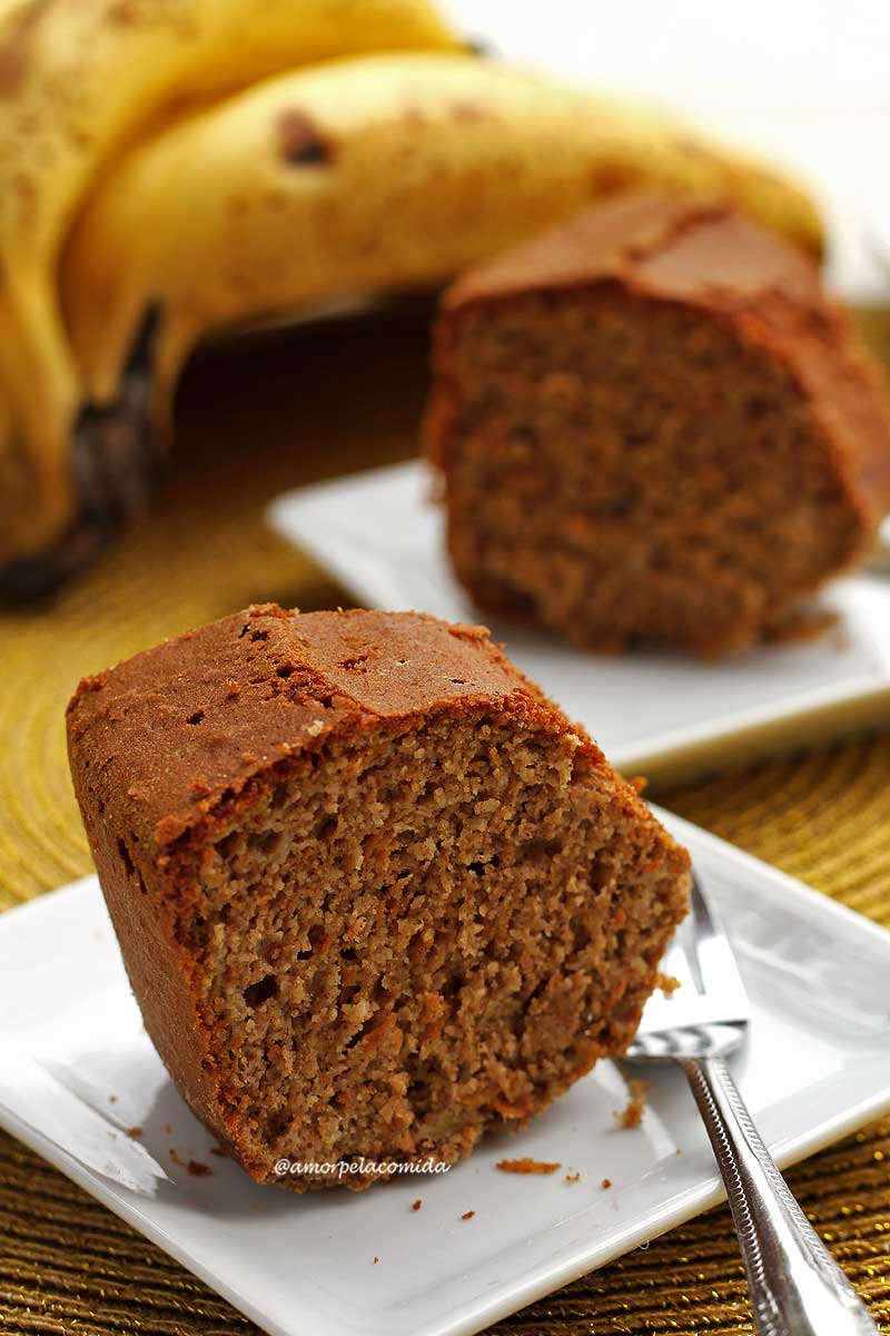 BOLO DE BANANA COM MAÇÃ E AVEIA, BOLO FIT