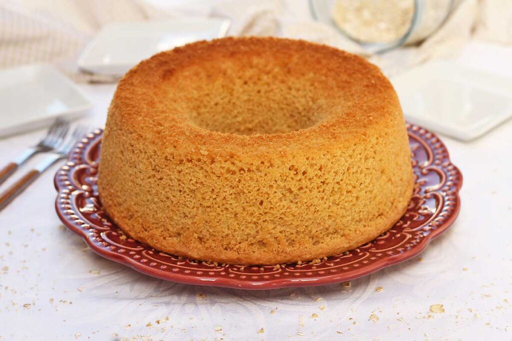 Bolo redondo com furo no meio